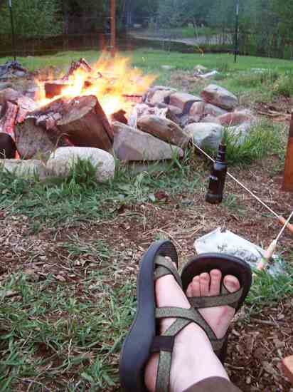 Taking some time to relax by the fire. Now this is homesteading!